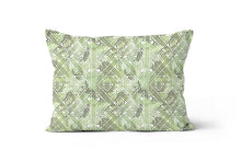 Load image into Gallery viewer, Green Pyramid Stripe Pillow Cover